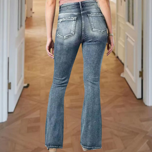 Retro-Chique Bell Bottom Jeans met Unieke Zijknoopjes