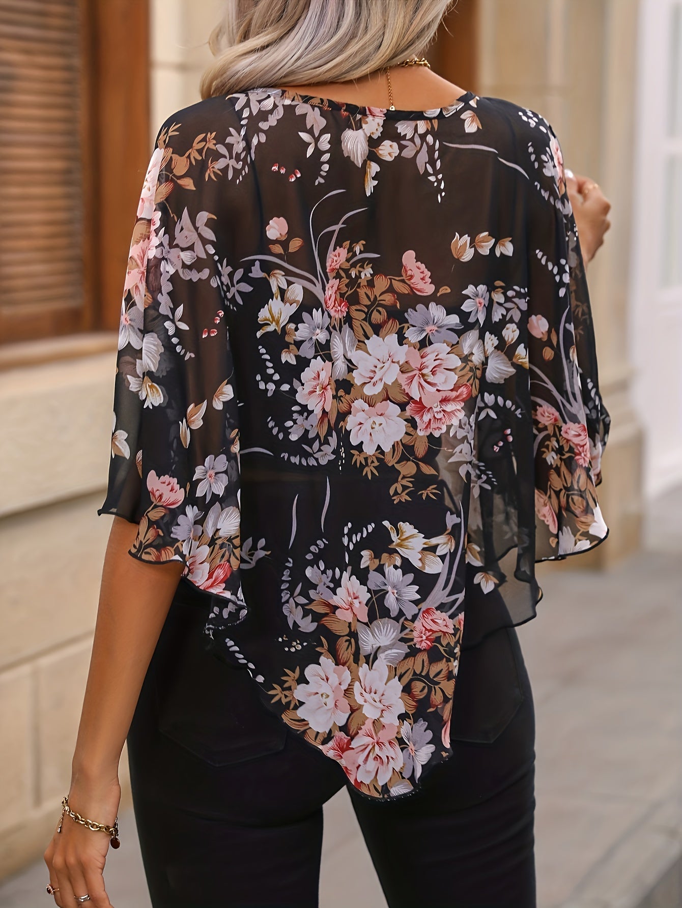 Zwarte Bloemenprint Asymmetrische Blouse - Noor