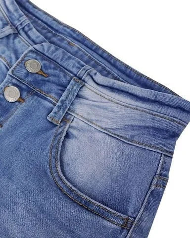 Zoey - Lichtblauwe Denim Broek met Hoge Taille voor een Verleidelijke Look