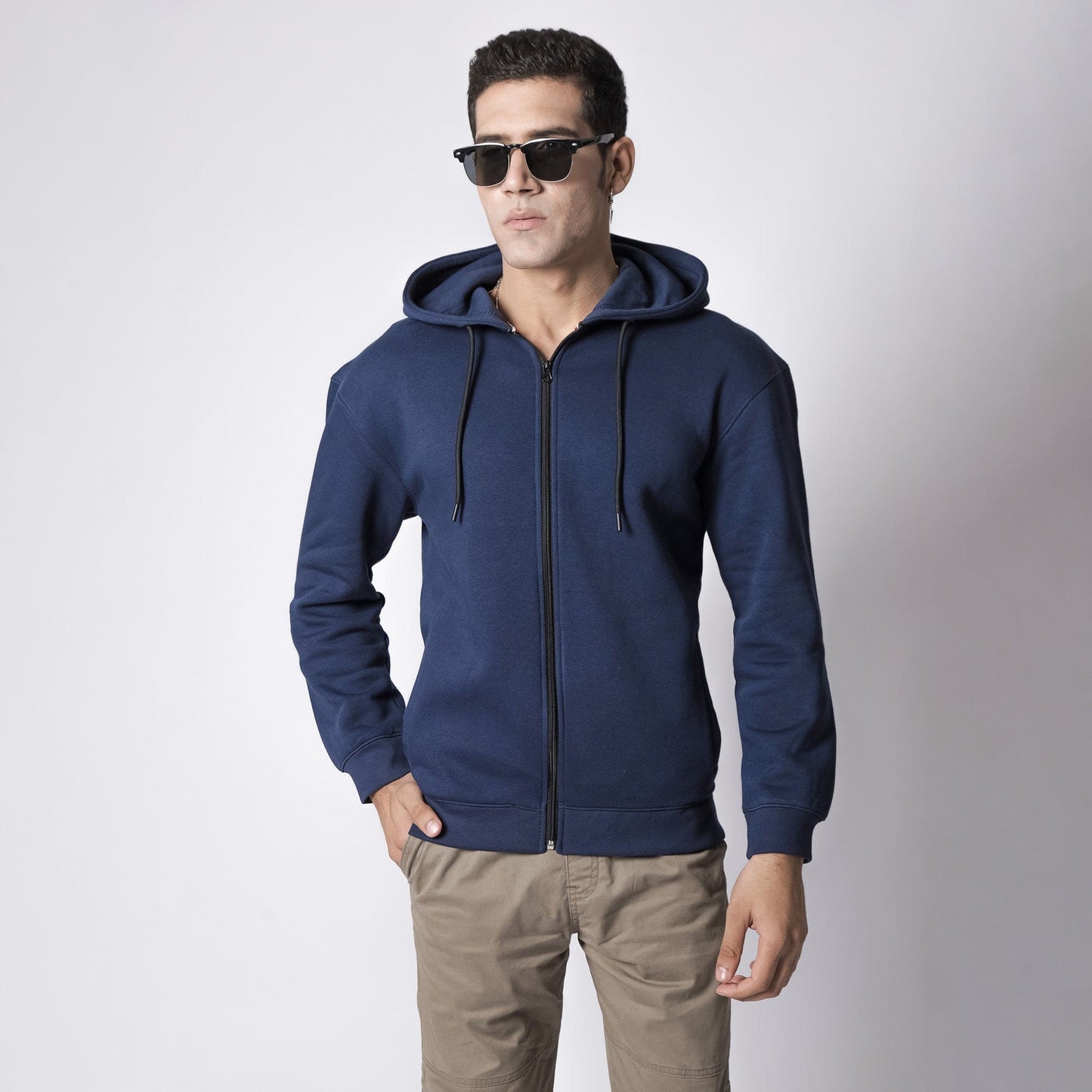 Strakke Marineblauwe Rits Hoodie: Comfortabele Katoen-Fleece Mix voor Heren