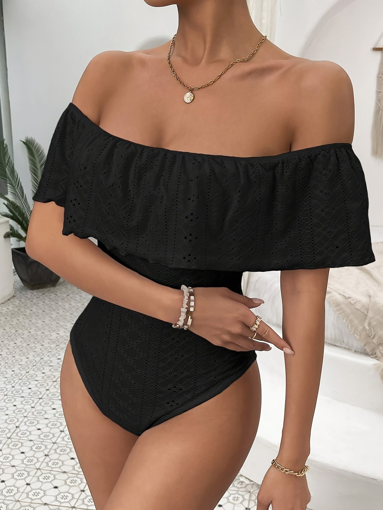 Witte Off-Shoulder Bodysuit - Isla