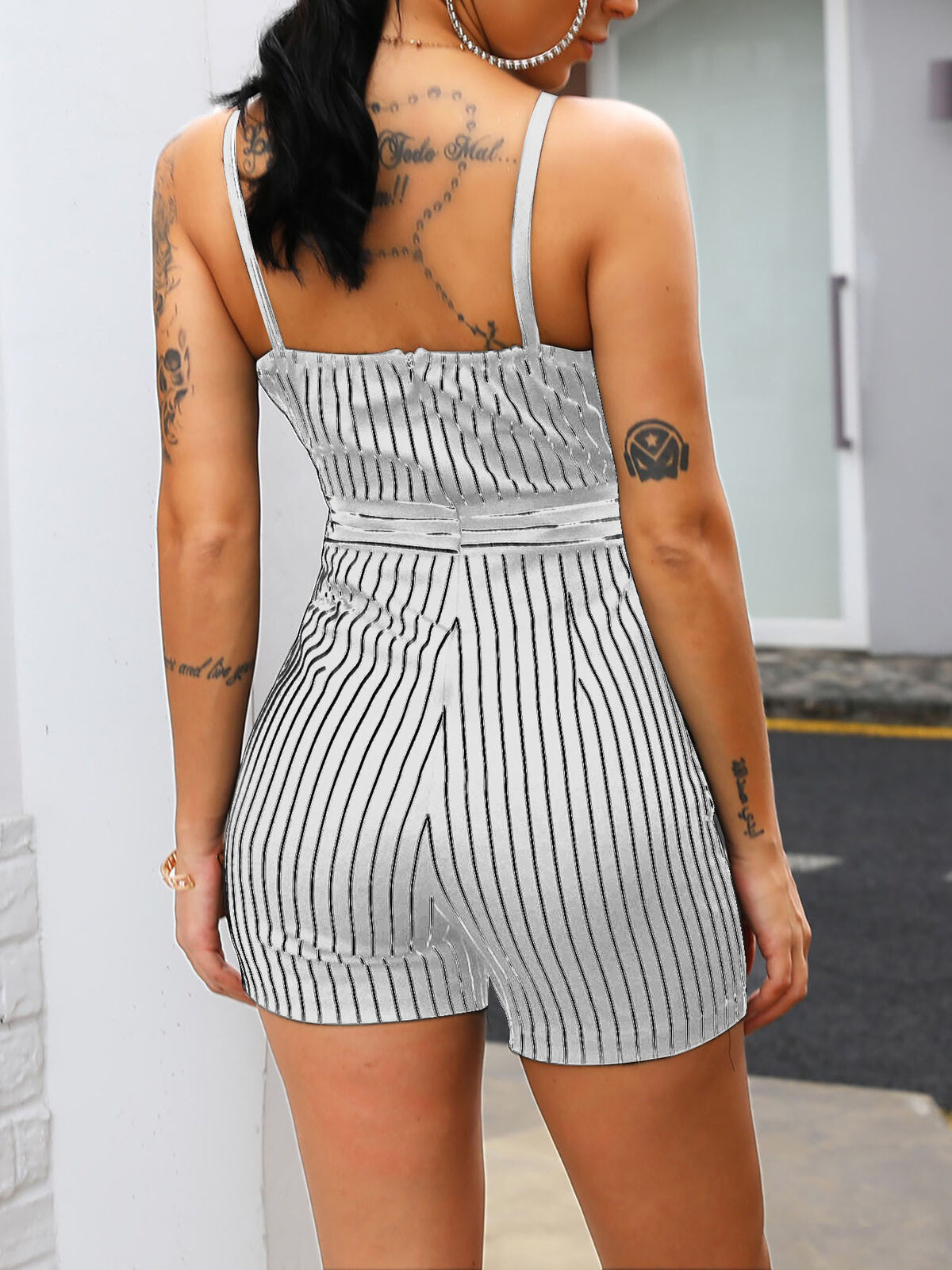 Bella - Zwart Gestreepte Spaghettibandjes Playsuit