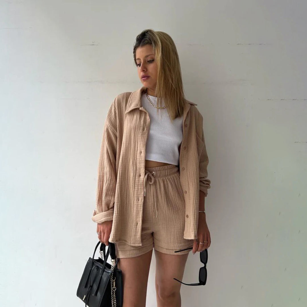 Zomerse Elegance Set: Luchtige Lange Mouw & Shorts