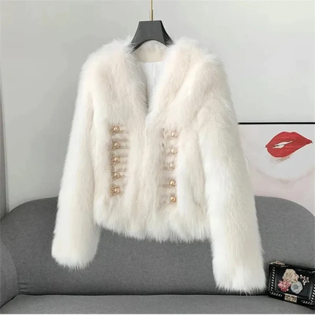 Elegantie Fluistering: Marquise-Inspireerde Luxe Faux Fur Jas met Juweel Sluitingen