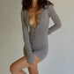 Chique Slanke Knit Romper met Gespsluiting