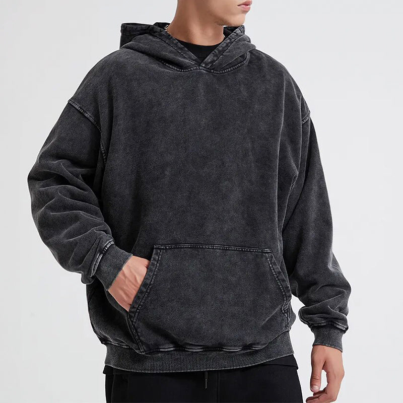 RetroEdge Distressed Hoodie: Tijdloos Comfort Heruitgevonden