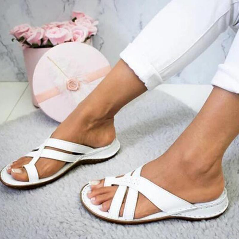 Bella - Witte Casual Hellinghak Teensandalen