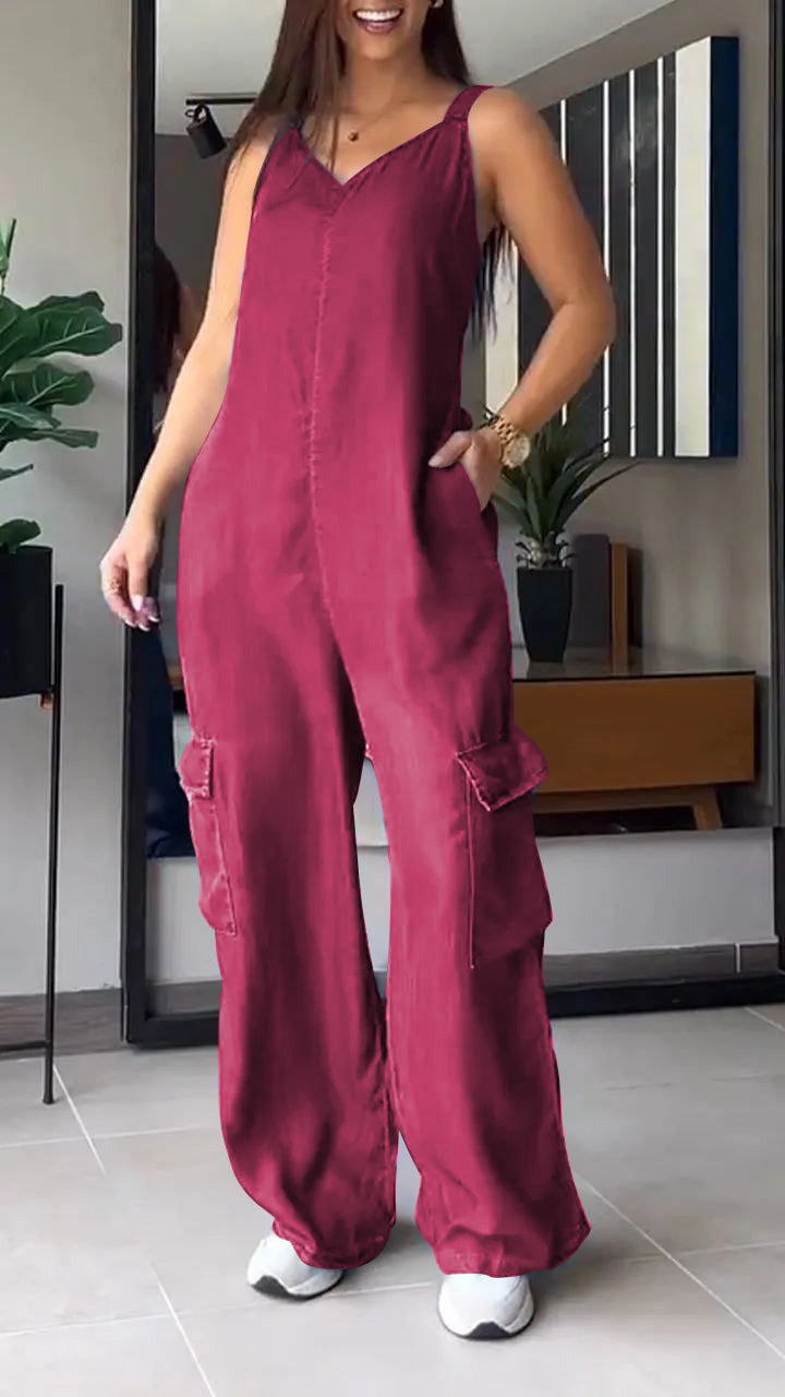 Skye - Blauwe Denim Cargo Jumpsuit met V-hals