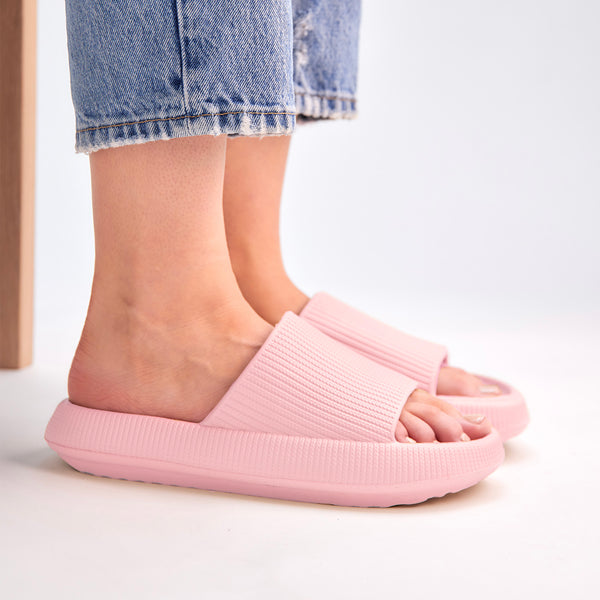 HappyFeet Luxe Slippers: 15° Comfort & Steun